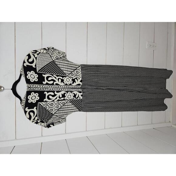Vintage 90s K Studio Size 10 black & off white maxi dress. Modest. - Picture 2 of 3